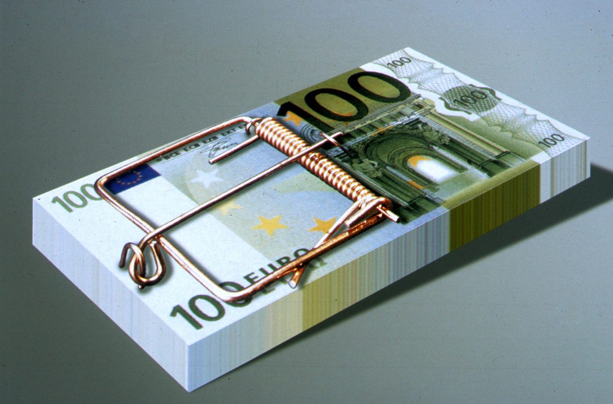 Bonus Natale da 100 euro, ecco come compilare il modulo ed evitare sanzioni