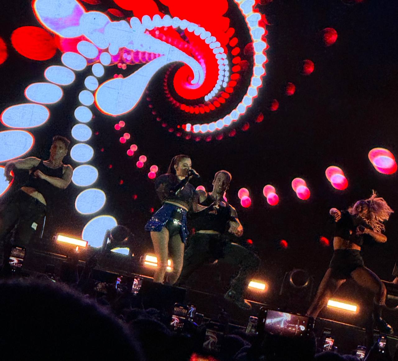 FOTO E VIDEO | Annalisa fa impazzire Catania: è spettacolo alla Villa Bellini