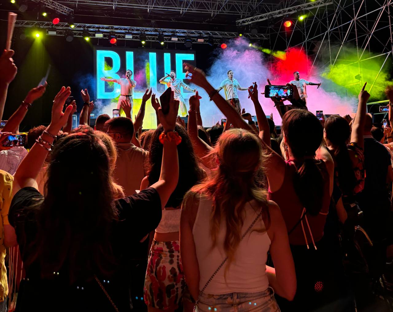 VIDEO E FOTO | I Blue conquistano Catania: tripudio alla Villa Bellini per la boy band inglese