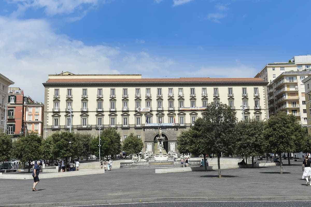 Assunzioni al Comune di Napoli, bando di concorso da 130 posti: come partecipare