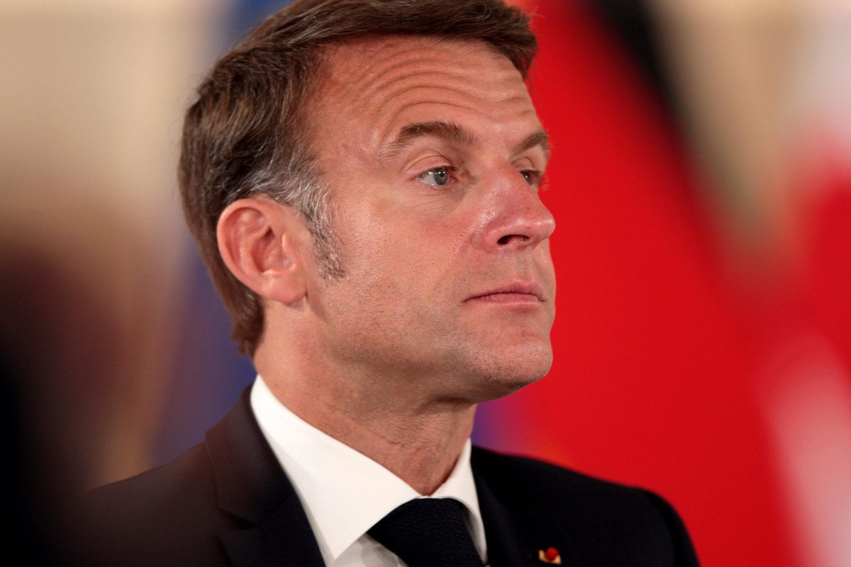 Macron in forte in stato confusionale