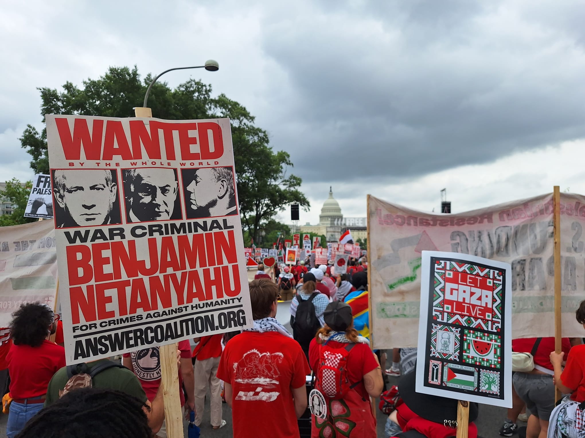 VIDEO | Manifestanti pro-Palestina seminano il panico a Washington per la visita di Netanyahu