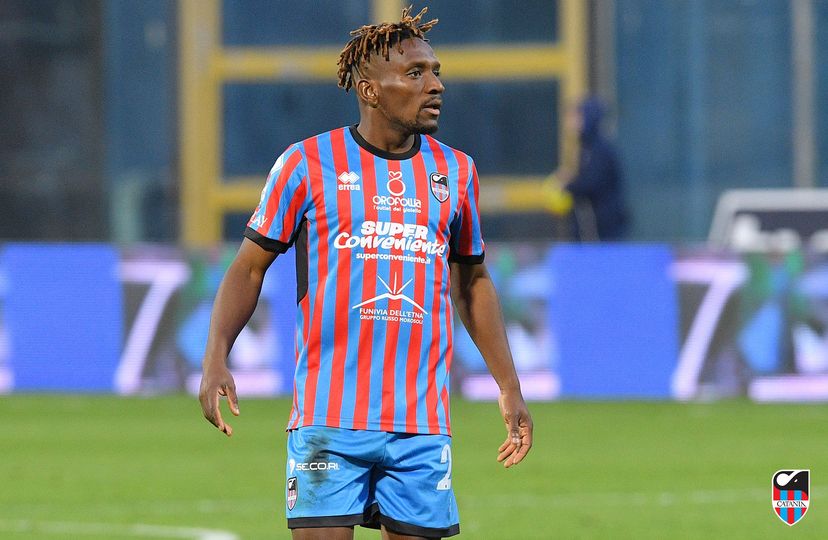Catania, ufficiale la cessione di Welbeck alla Lucchese