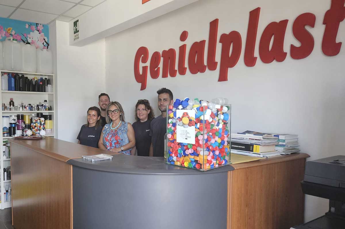 Genialplast, un successo ventennale costruito su dinamismo, esperienza e professionalità