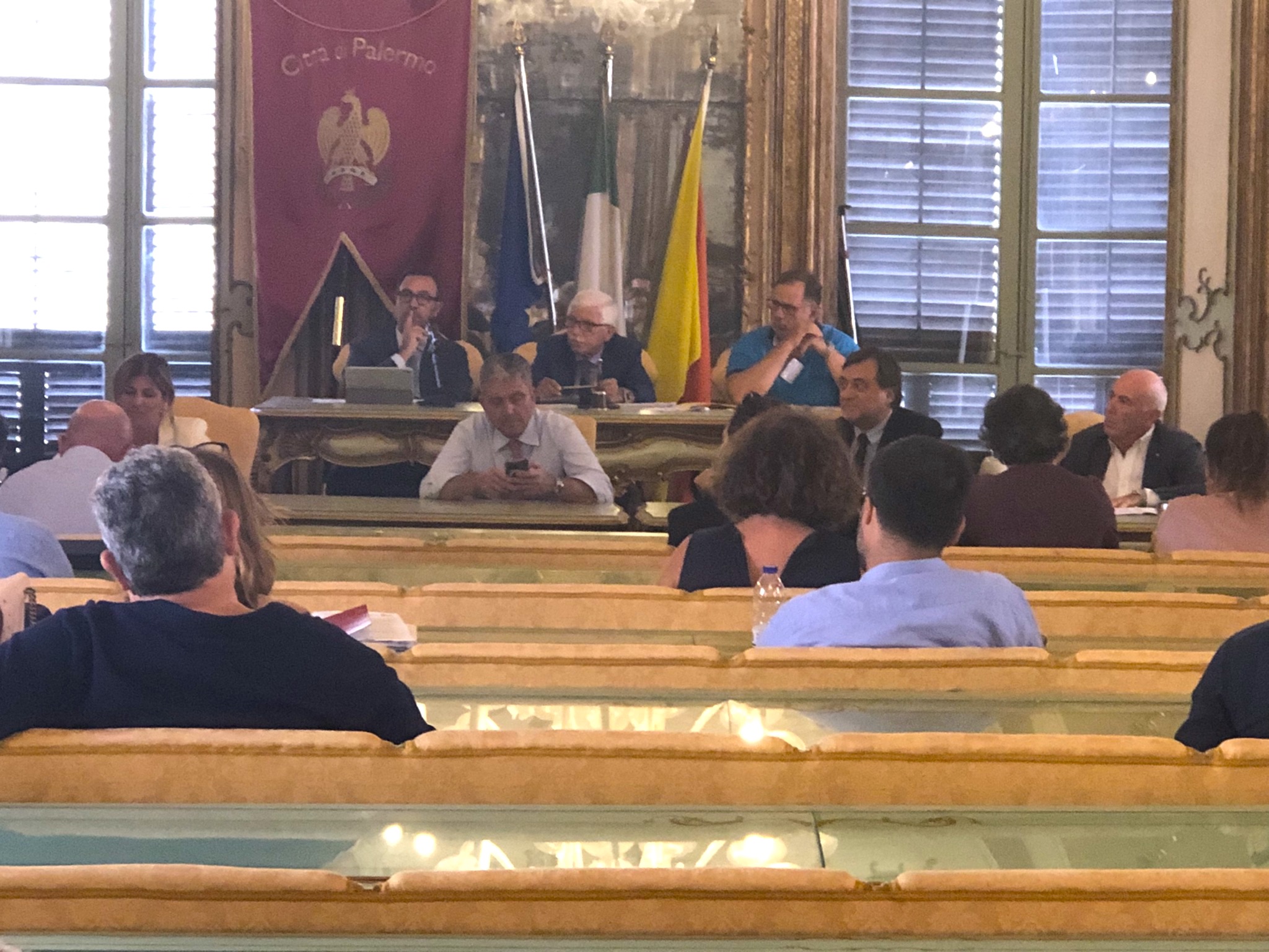 Famiglie omogenitoriali: la maggioranza in pezzi