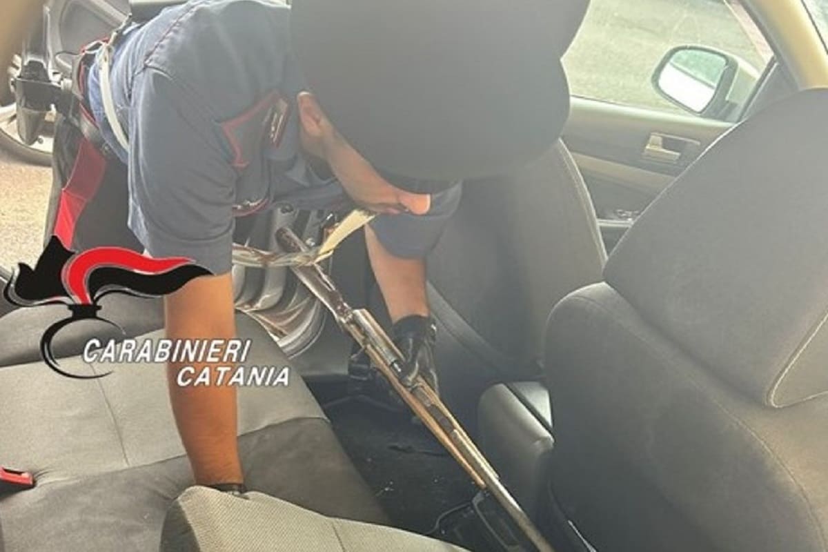 Prima la banale lite, poi gli spari e il terrore: scatta l’arresto nel Catanese