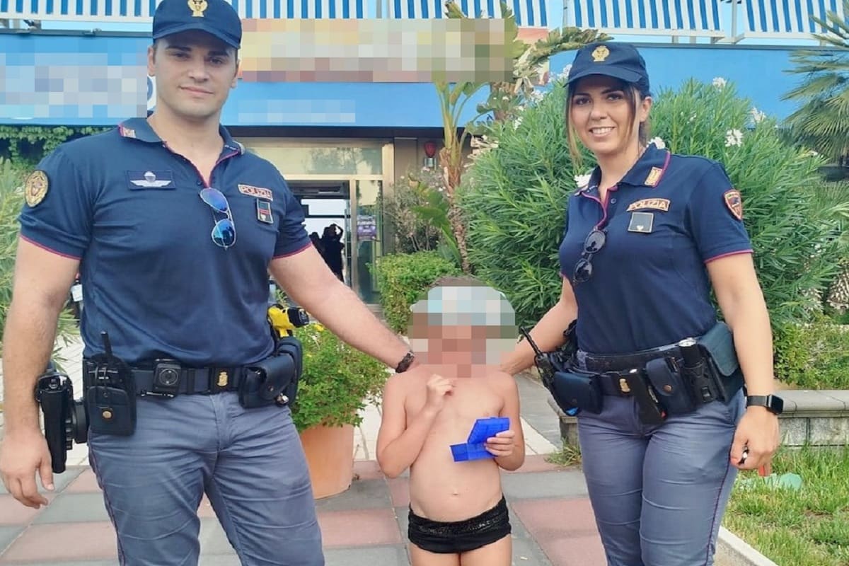 Bambina ucraina smarrita e in lacrime alla Playa di Catania: il lieto fine grazie alla polizia