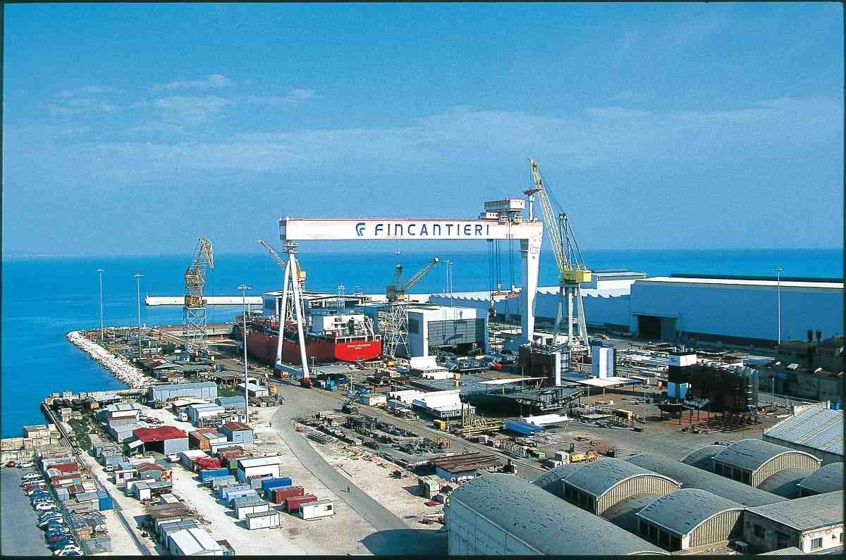 Fincantieri assume diplomati e laureati senza esperienza: 20 posti vacanti