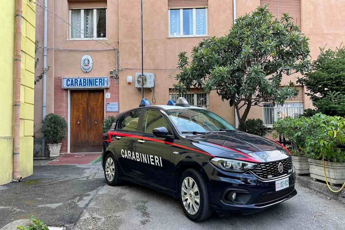 Aci Catena, minacce di morte verso compagna e carabinieri: arrestato 38enne