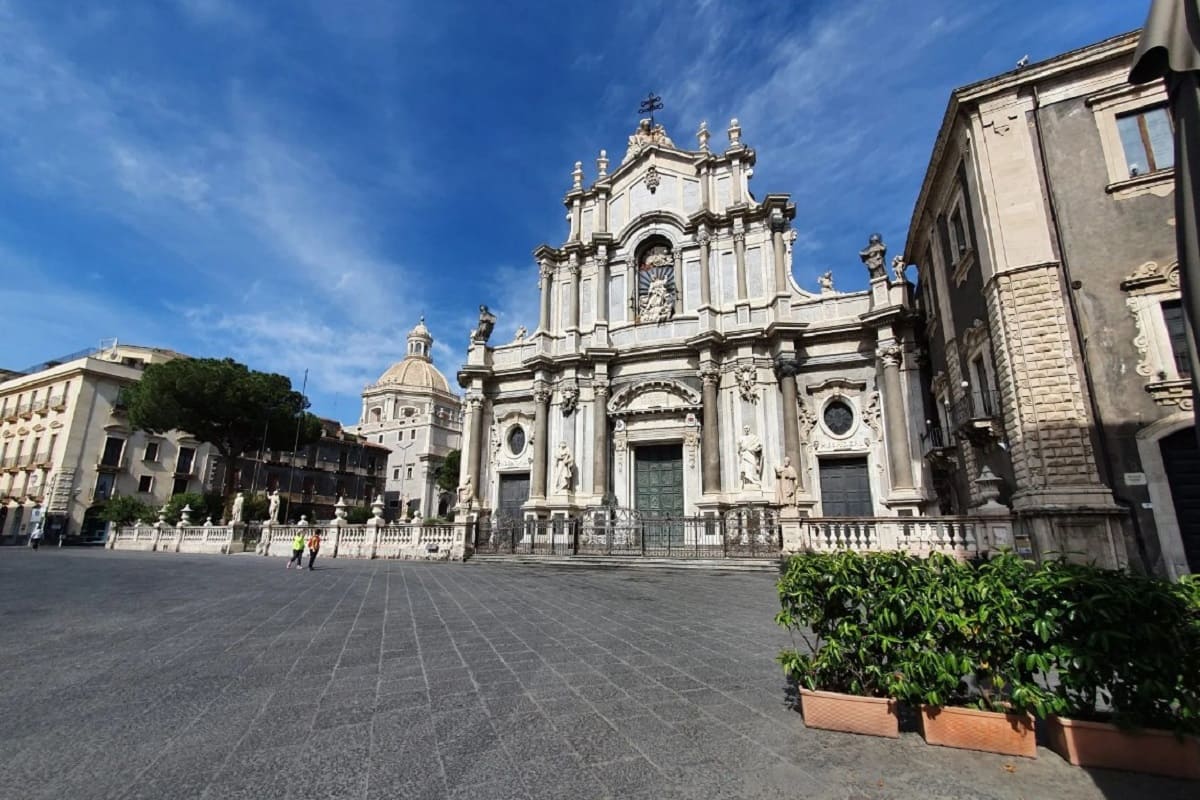 Catania è la seconda città più maleducata d’Italia. E le altre siciliane? Ecco la classifica