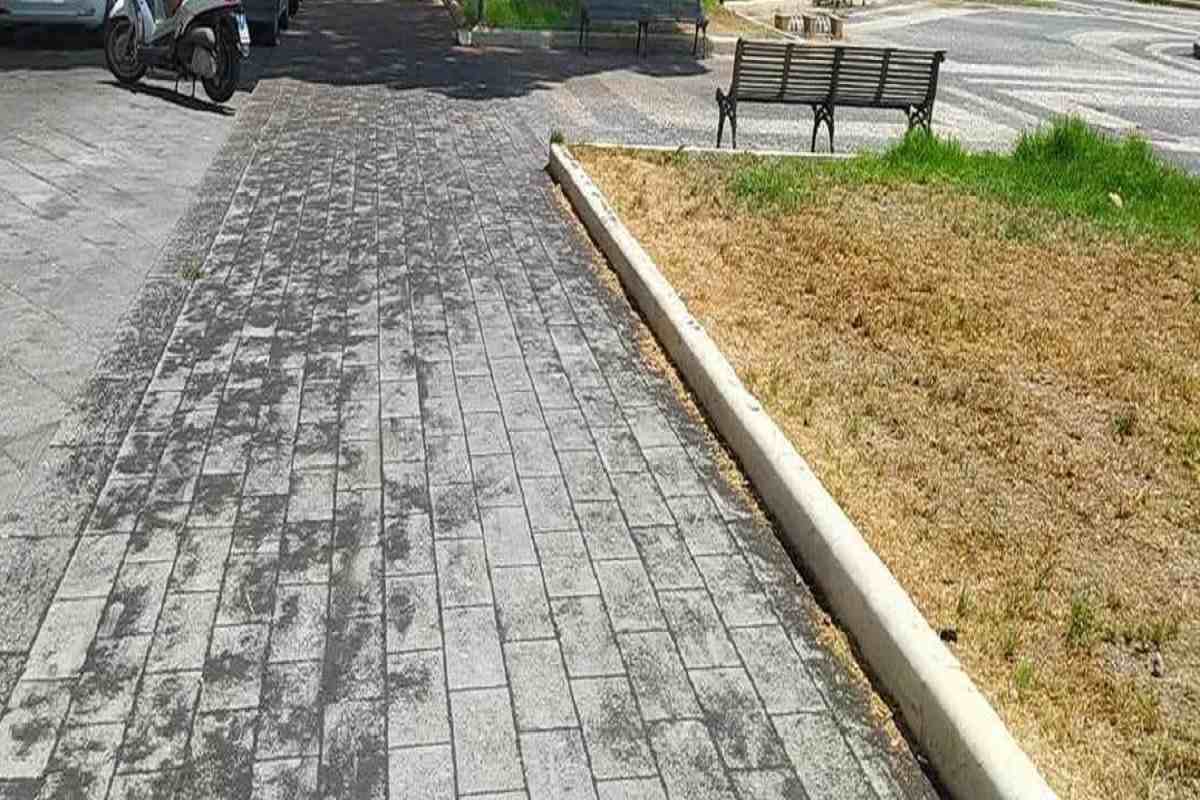 Catania, ecco il piano per lo spazzamento meccanizzato della cenere