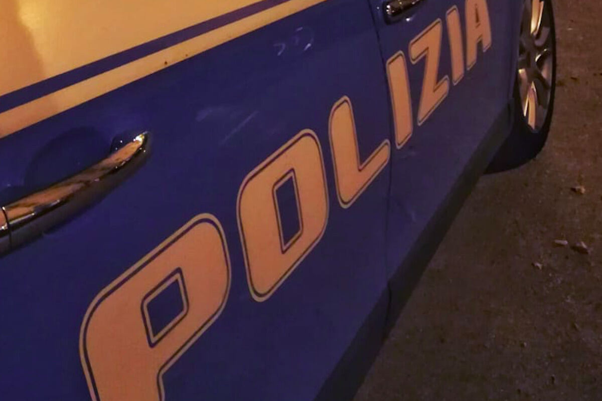 Catania, fermate 2 donne per avere dato fuoco a una 26enne