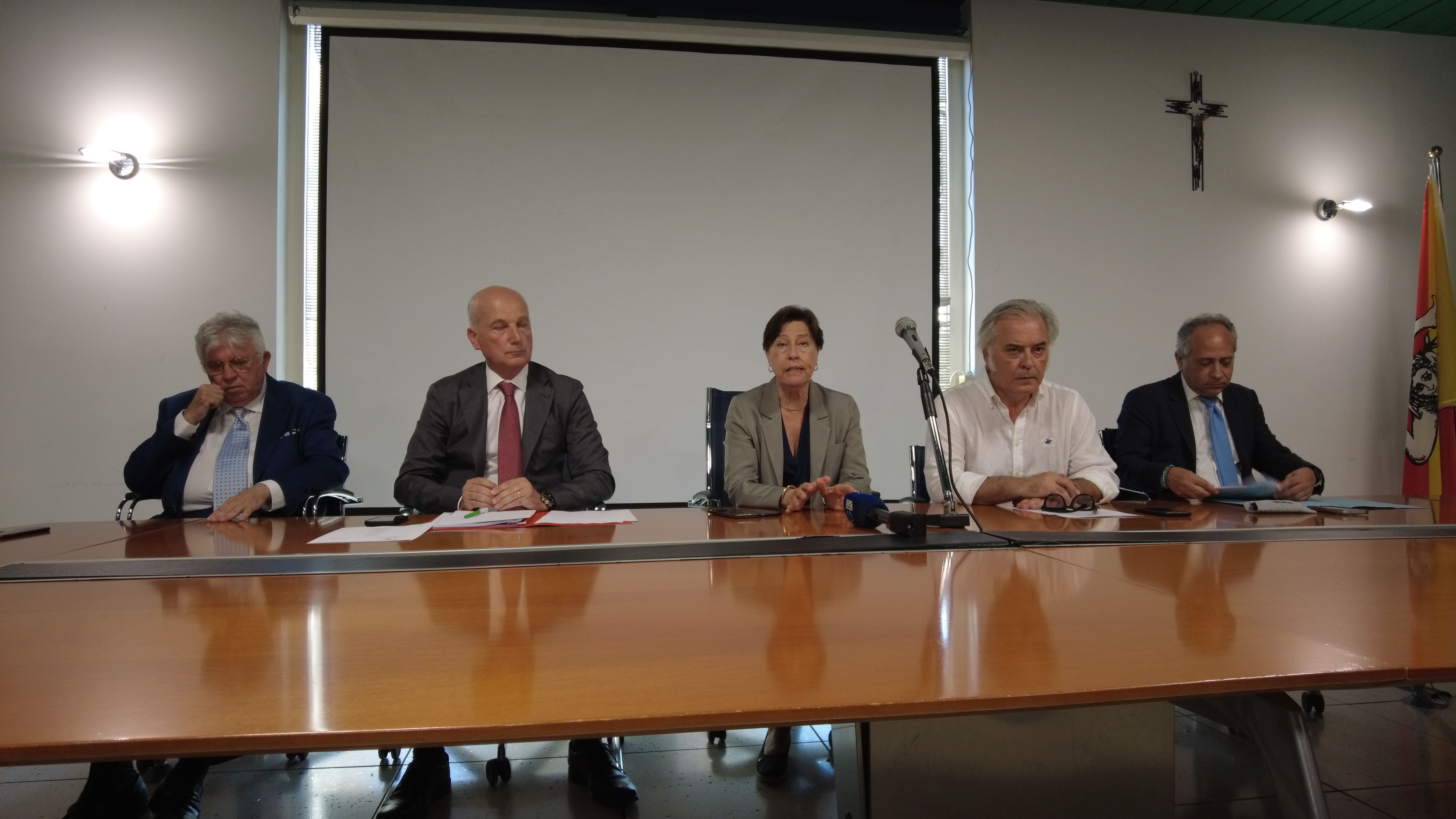 Frattura bloccata con cartone a Patti, Volo: “Errore del medico. Contraddizioni nella lettera dei genitori del piccolo Cristian”