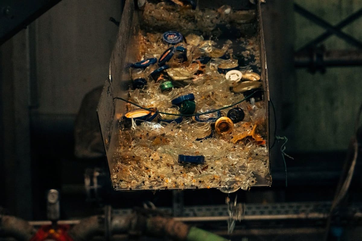 Tra discariche sature e spazio insufficiente, rifiuti siciliani in viaggio verso la Danimarca: nuovo via libera