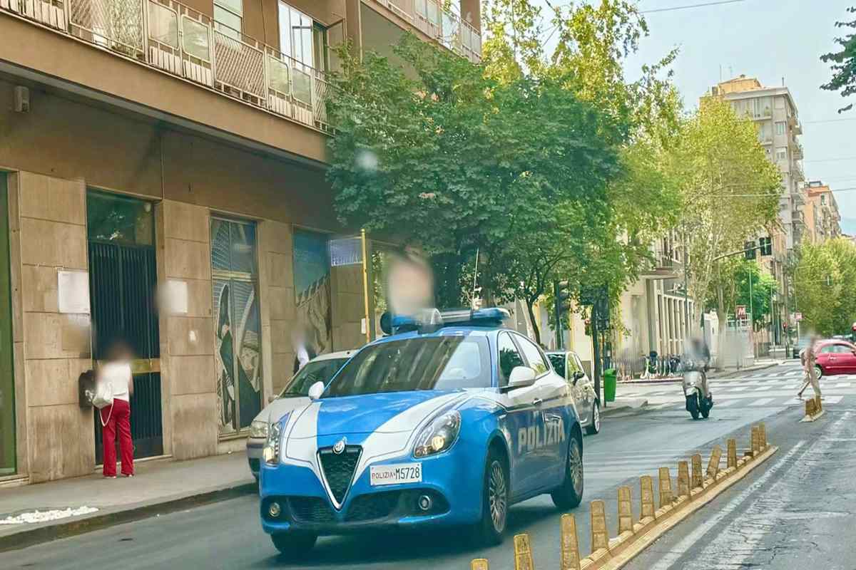 Catania, giovane aggredisce promotore finanziario con pistola: denunciato