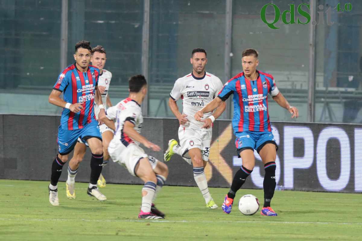 FOTO | Catania, vittoria ai rigori sul Crotone: rossazzurri avanti in Coppa Italia Serie C