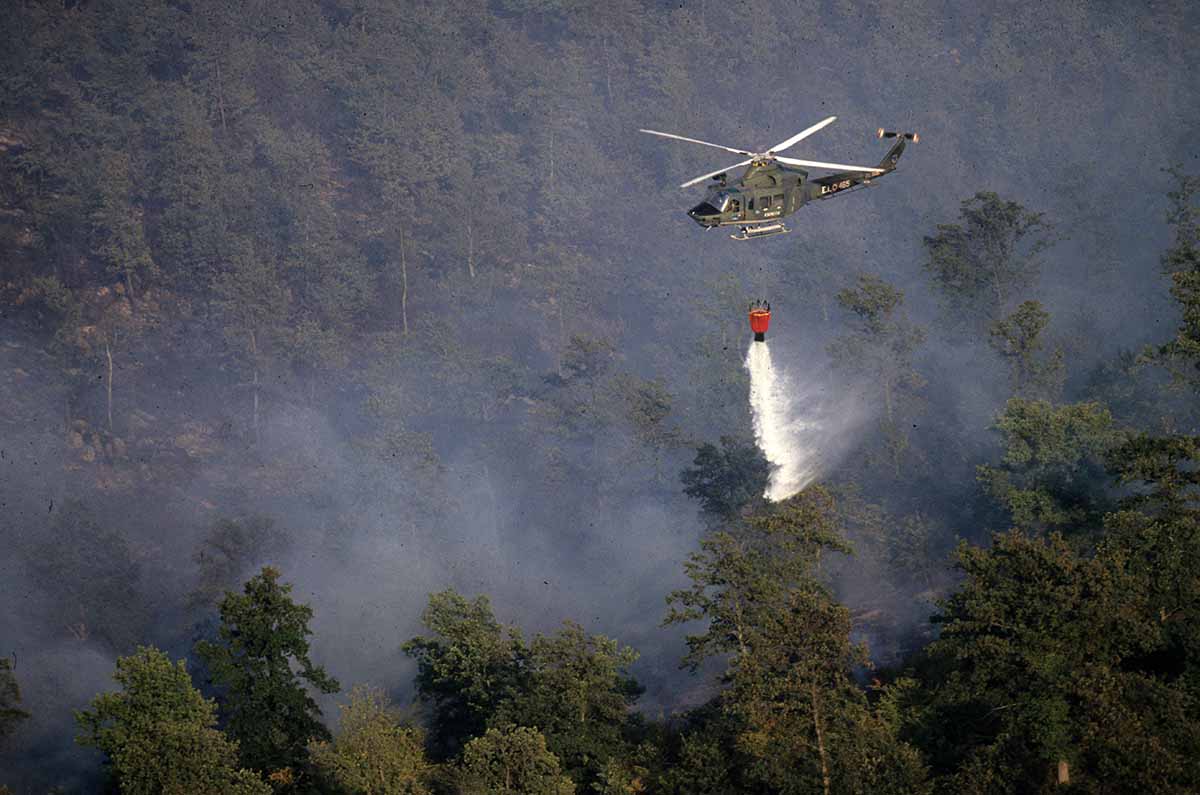 Antincendio, Regione siciliana gioca d’anticipo con gli elicotteri