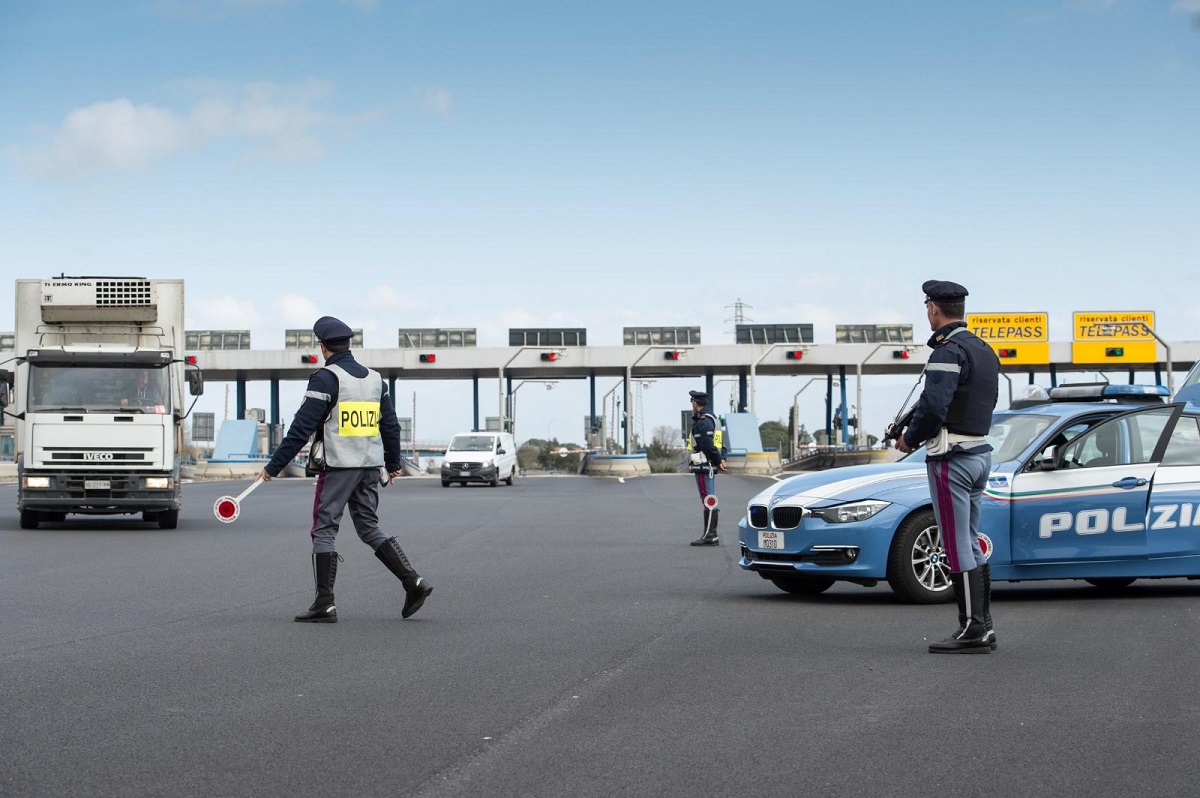 Sicilia, boom di traffico estivo: oltre 2,3 milioni di veicoli in due giorni. Il bilancio Anas e le sfide infrastrutturali