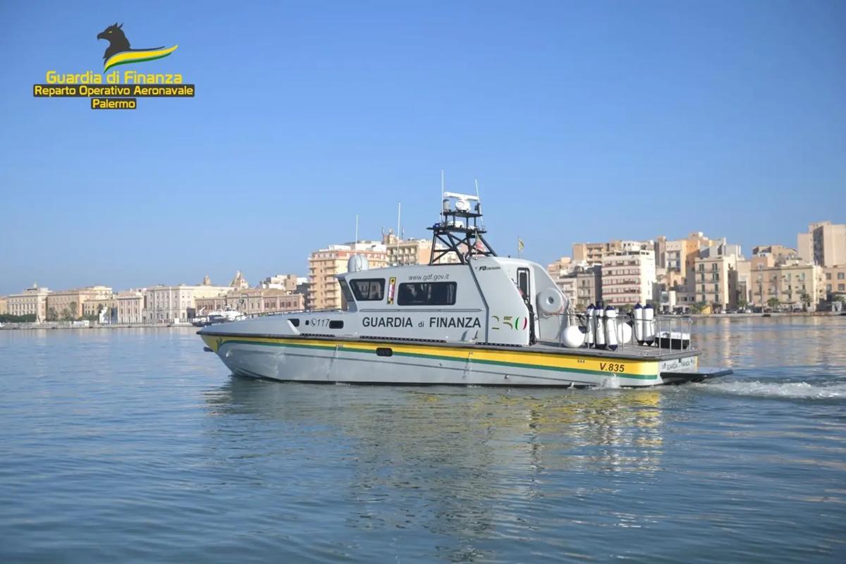 Crociere di lusso nelle Egadi senza autorizzazioni: maxi sanzione da 15mila euro