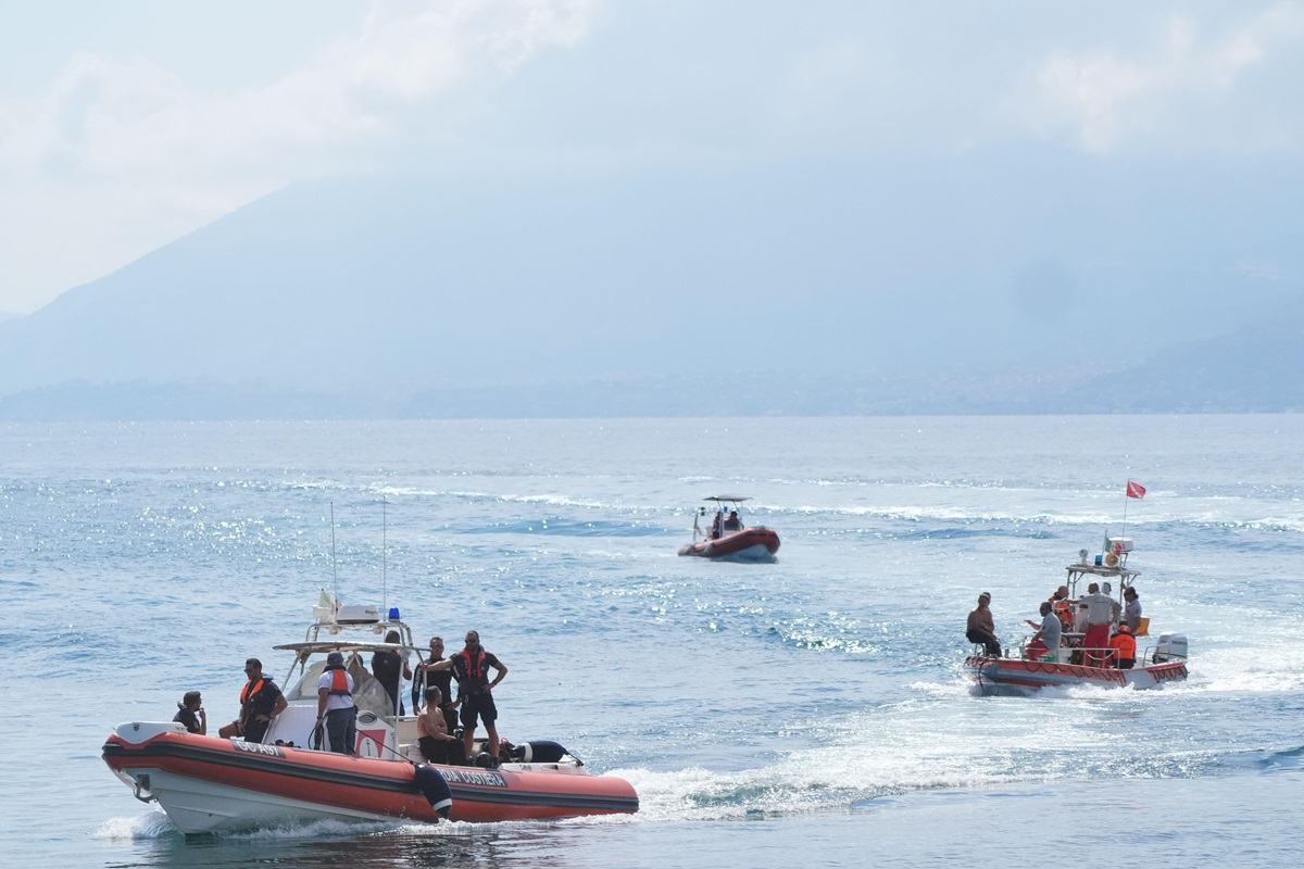 Naufragio di Porticello, un mese dopo la tragedia iniziano le operazioni di recupero del Bayesian