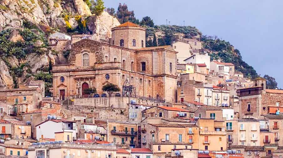 Nicosia, ok al piano di lavori pubblici