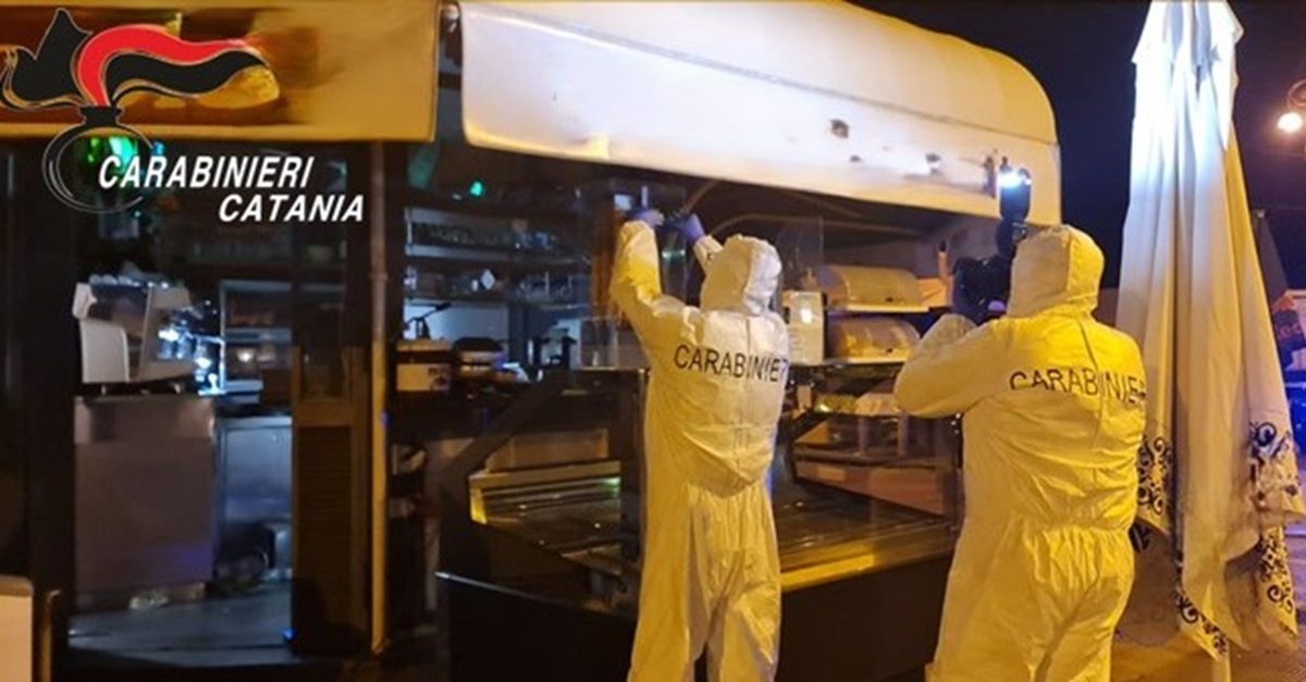 FOTO | Chiosco bar teatro di violenza, la sparatoria a Giarre: arrestato l’autore
