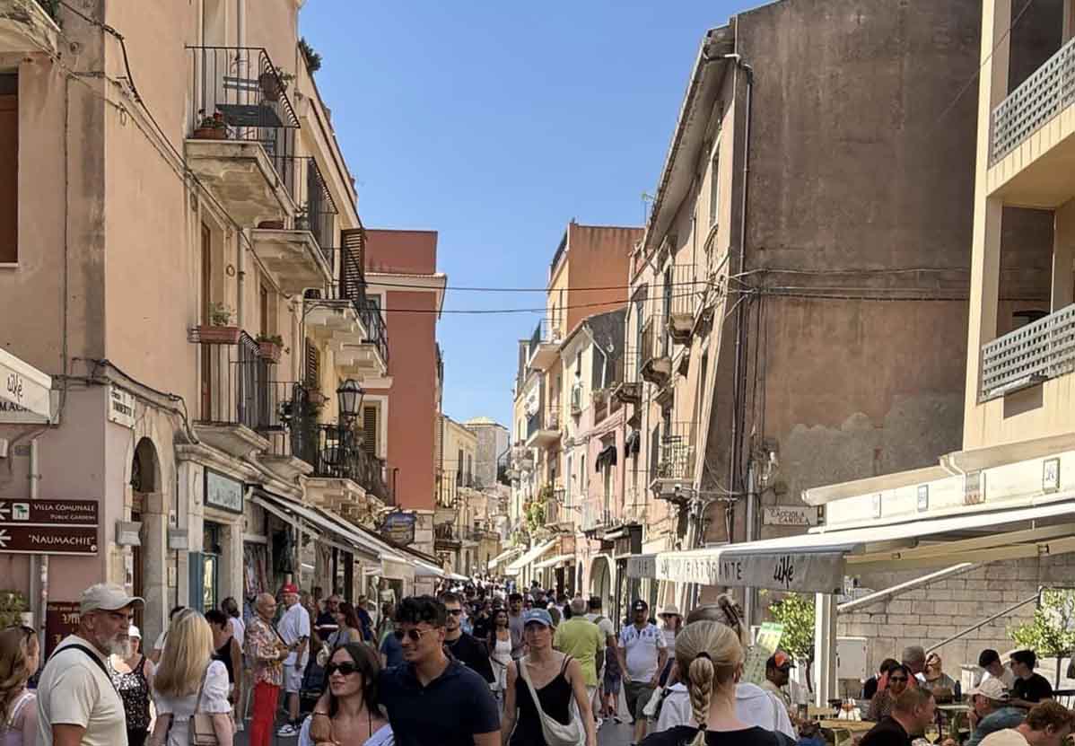 Regione, incrementare il turismo interno