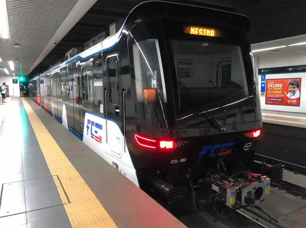 Catania, prolungati gli orari metro per Natale: cosa cambia