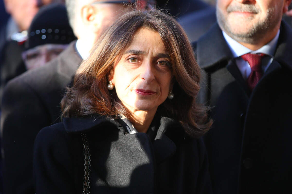 Una vita dedicata alle istituzioni e alla legge, l’ultimo saluto a Maria Mattarella a Palermo