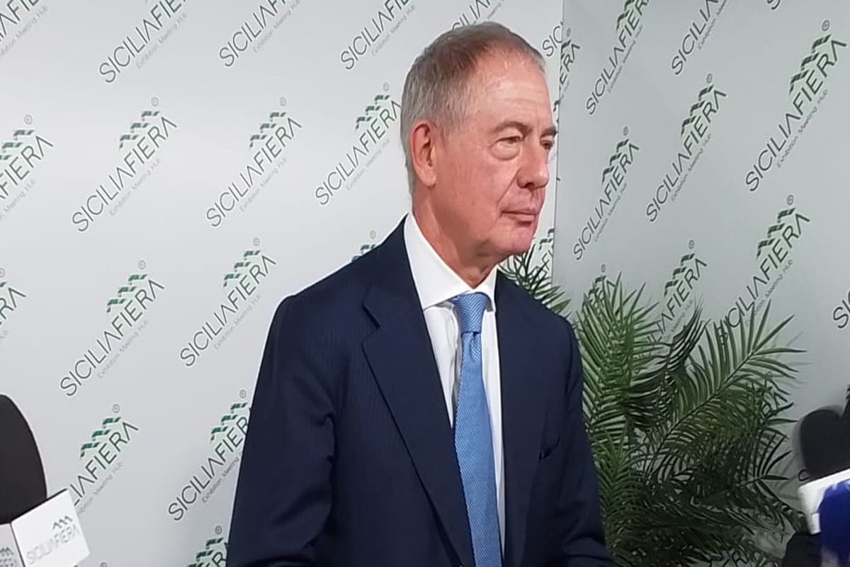 VIDEO | Ministro Urso a Catania: “La Sicilia può diventare il polo di sviluppo del Mediterraneo”