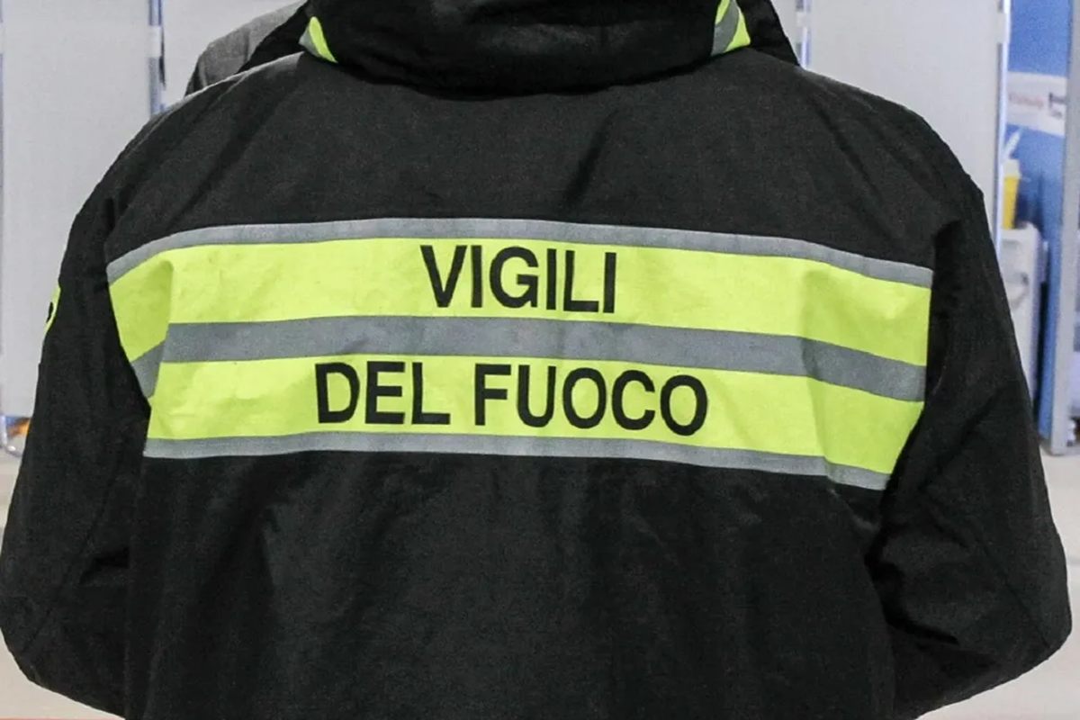 Agrigento, incendio doloso a una motoape: avviate le indagini