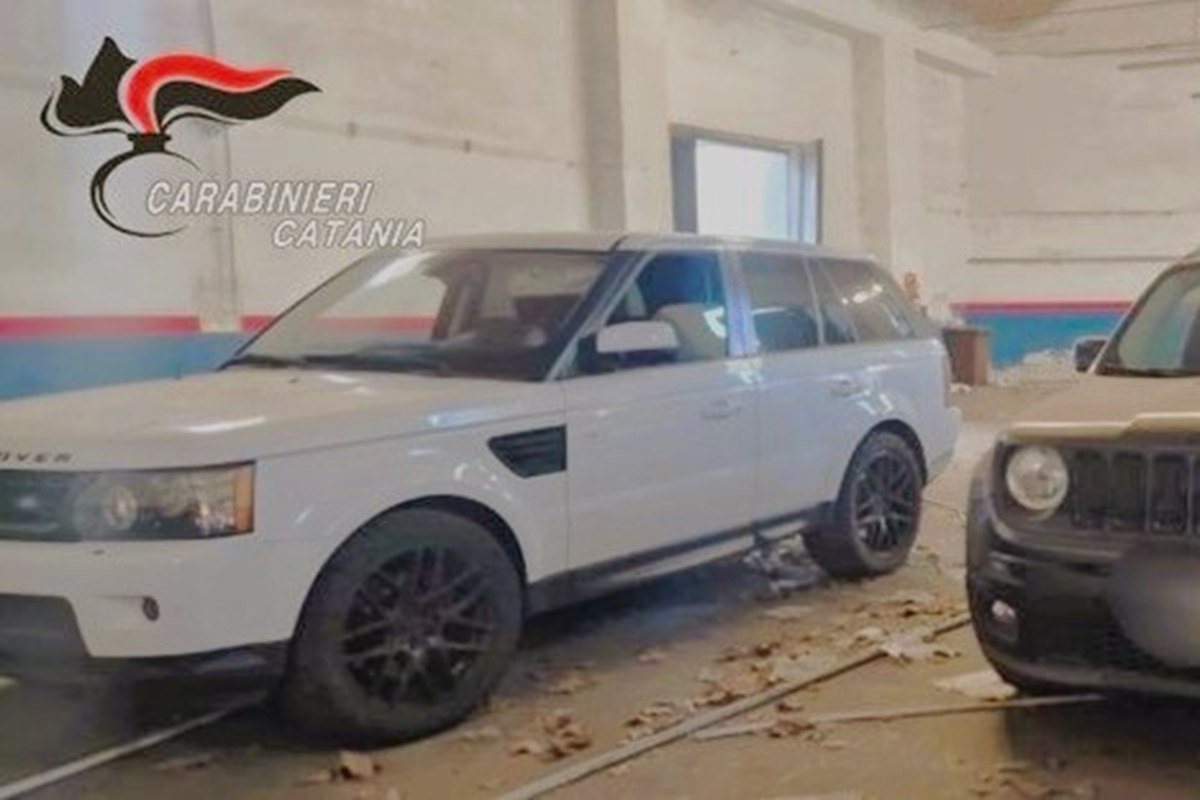 Catania, recuperate 5 auto rubate: l’operazione