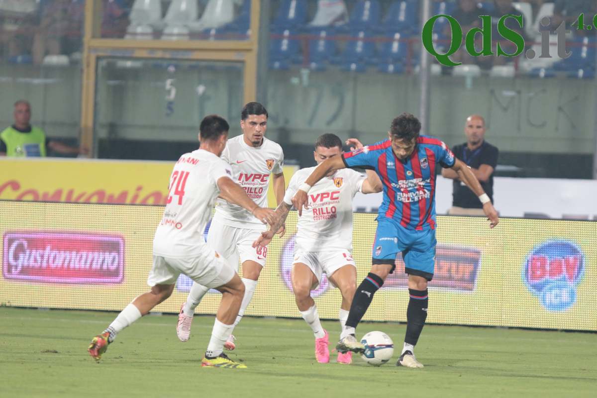 FOTO | Catania, buona la prima in casa: 1-0 al Benevento, decide Carpani