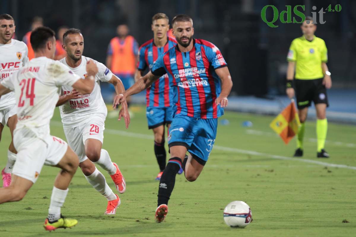 FOTO | Catania, buona la prima in casa: 1-0 al Benevento, decide Carpani