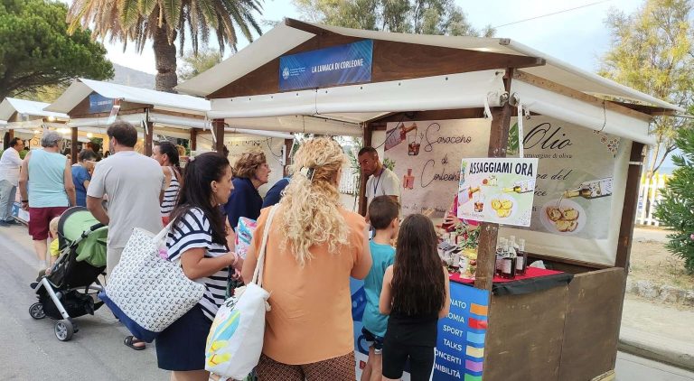 “Ciavuri e Sapuri Fest”, sul lungomare di Mondello protagonista l’agroalimentare siciliano