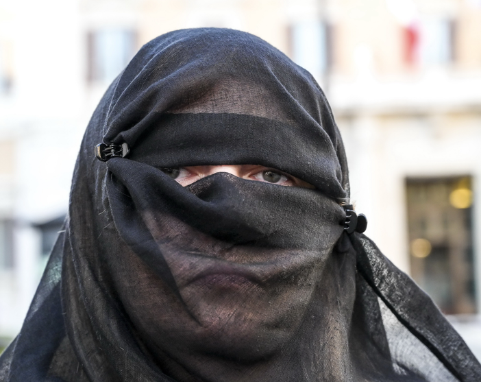 La “prigione” dei talebani per le donne dell’Afghanistan