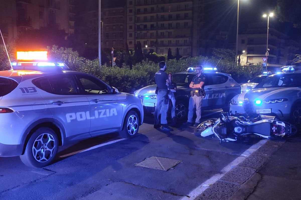 Follia vicino piazza Europa a Catania: inseguimento e scontro con la Volante, due arresti