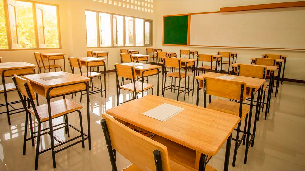 Ricostruzione carriera per docenti e personale ATA: come richiederla per avere stipendio corretto