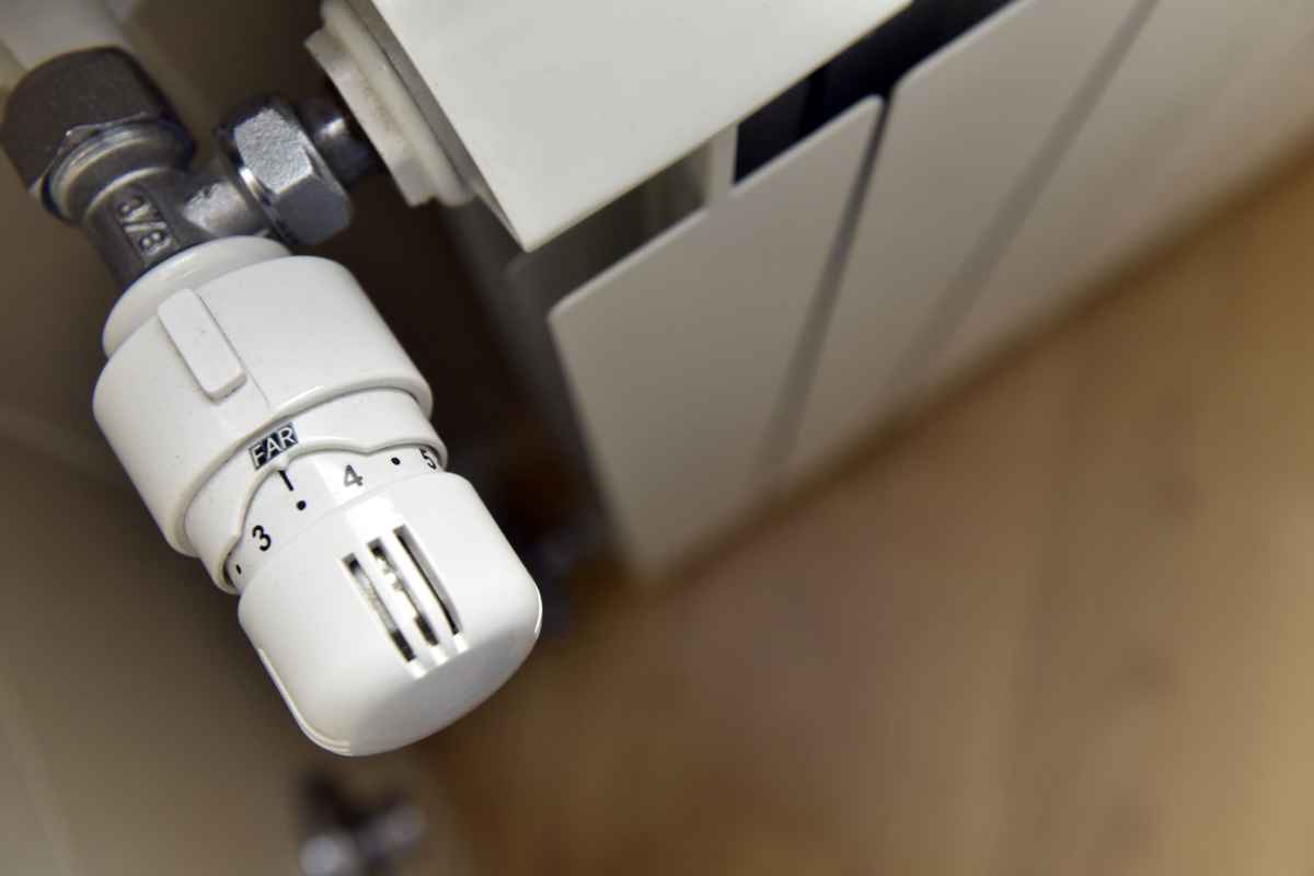 Riscaldamento, ecco quando si potranno accendere i termosifoni: date e orari