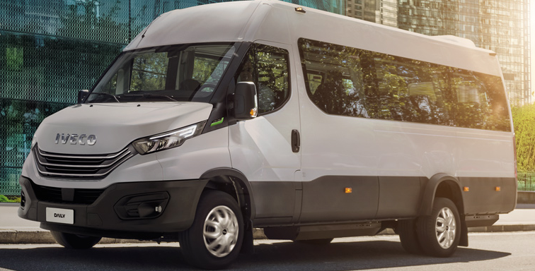 Iveco Bus, tre contratti in Francia per soluzioni di mobilità elettrica