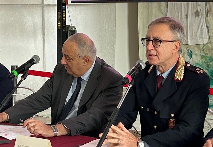 Rifiuti a Palermo, telecamere mobili contro discariche abusive