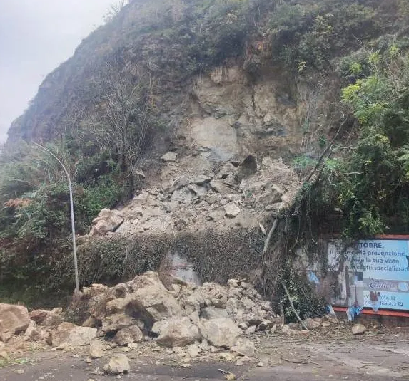 Frana via Pergusa a Enna, stime sulla messa in sicurezza