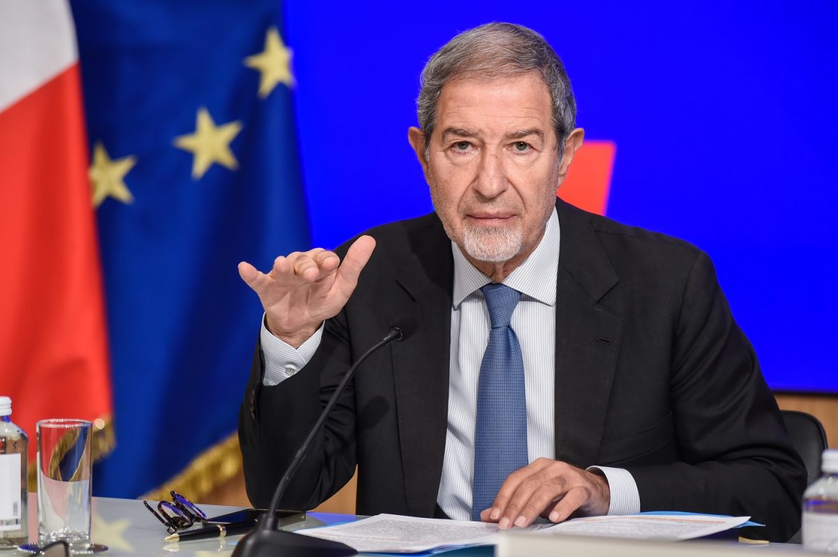 Musumeci massacra Schifani