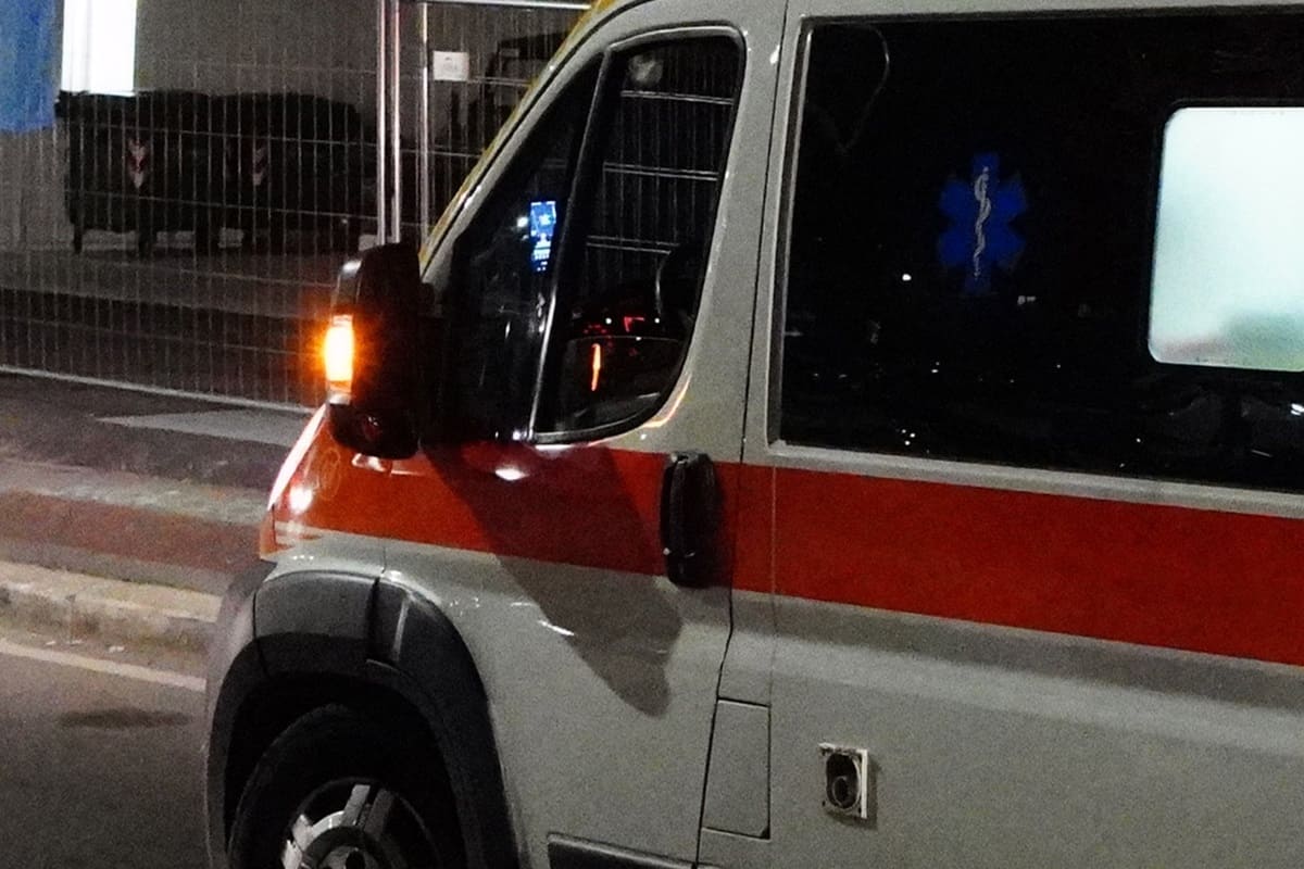 Terribile incidente a Marsala nella notte: tre auto coinvolte e 7 feriti