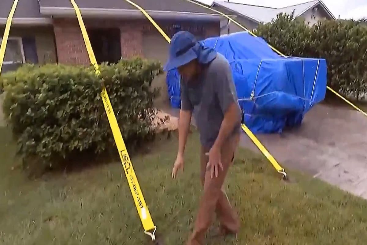 VIDEO | La casa “legata” al suolo e salvata dalla furia dell’uragano Milton: la STORIA