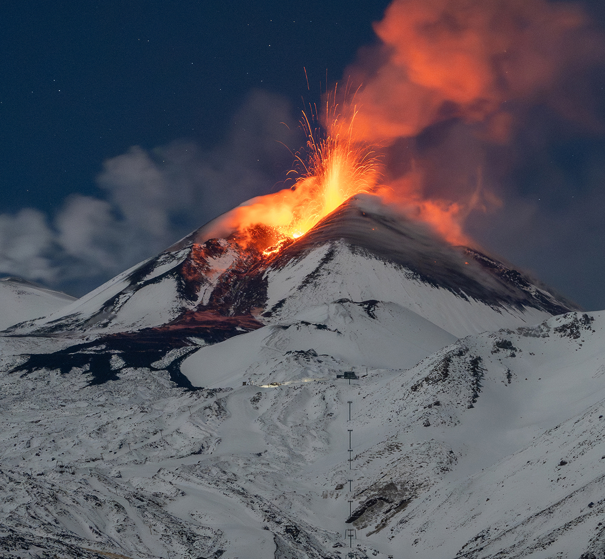 Funivia dell’Etna, un viaggio mozzafiato in equilibrio sull’infinito
