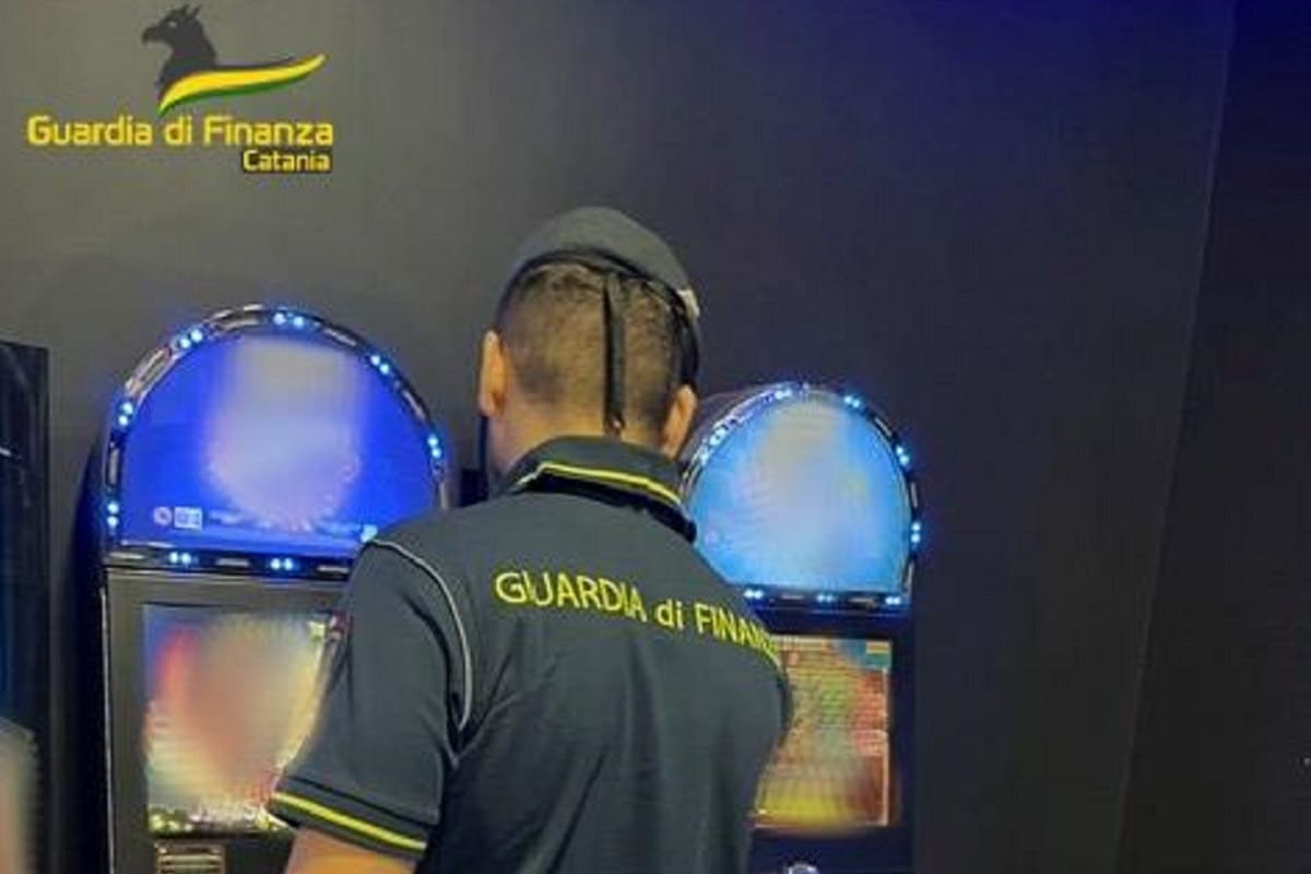 Finanza in azione contro le scommesse illegali a Catania: scattano sequestri e sanzioni
