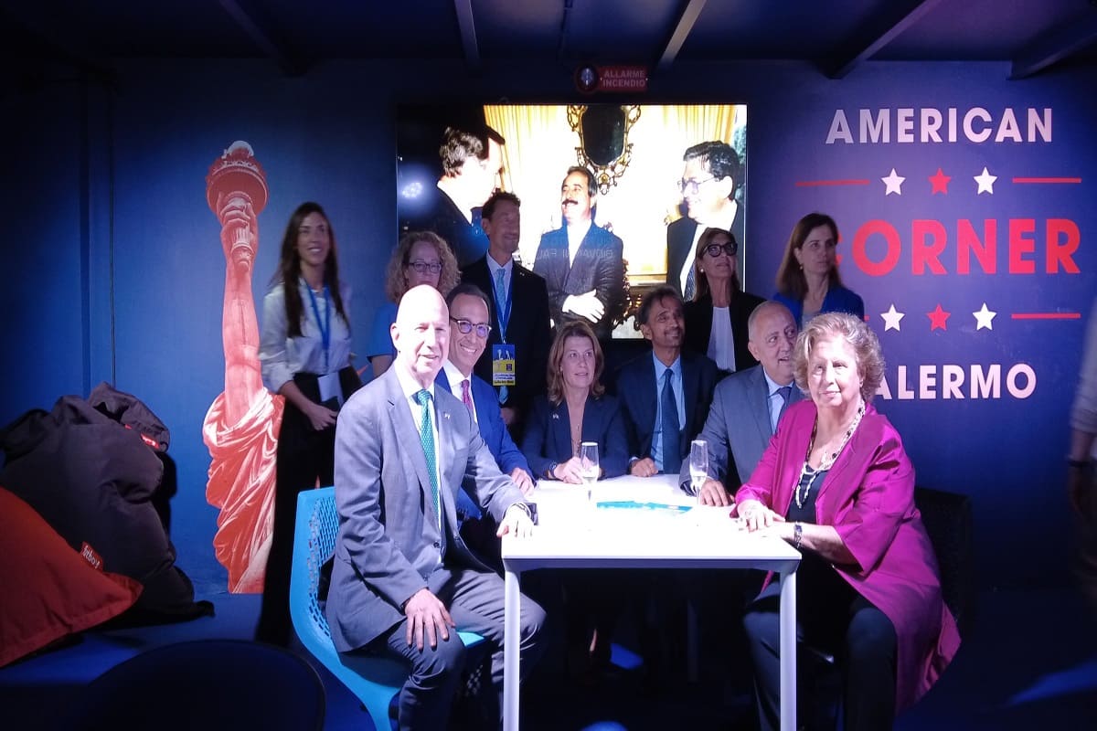 VIDEO | Unione e spazio ai giovani, a Palermo l’inaugurazione dell’American Corner