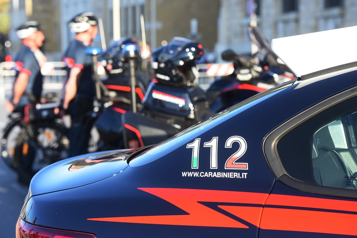 La neonata partorita e annegata nel water: le scritte deliranti nel diario della madre