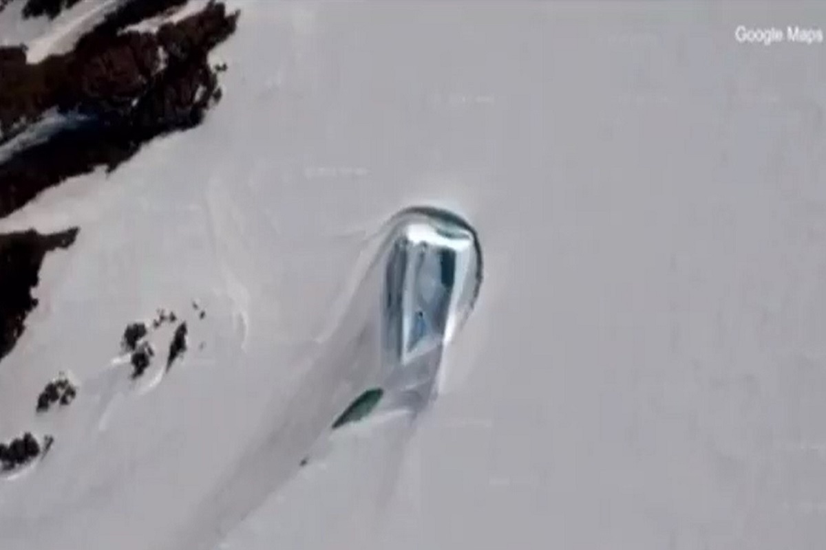 VIDEO | La misteriosa “porta” in Antartide, l’incredibile scoperta con Google Maps